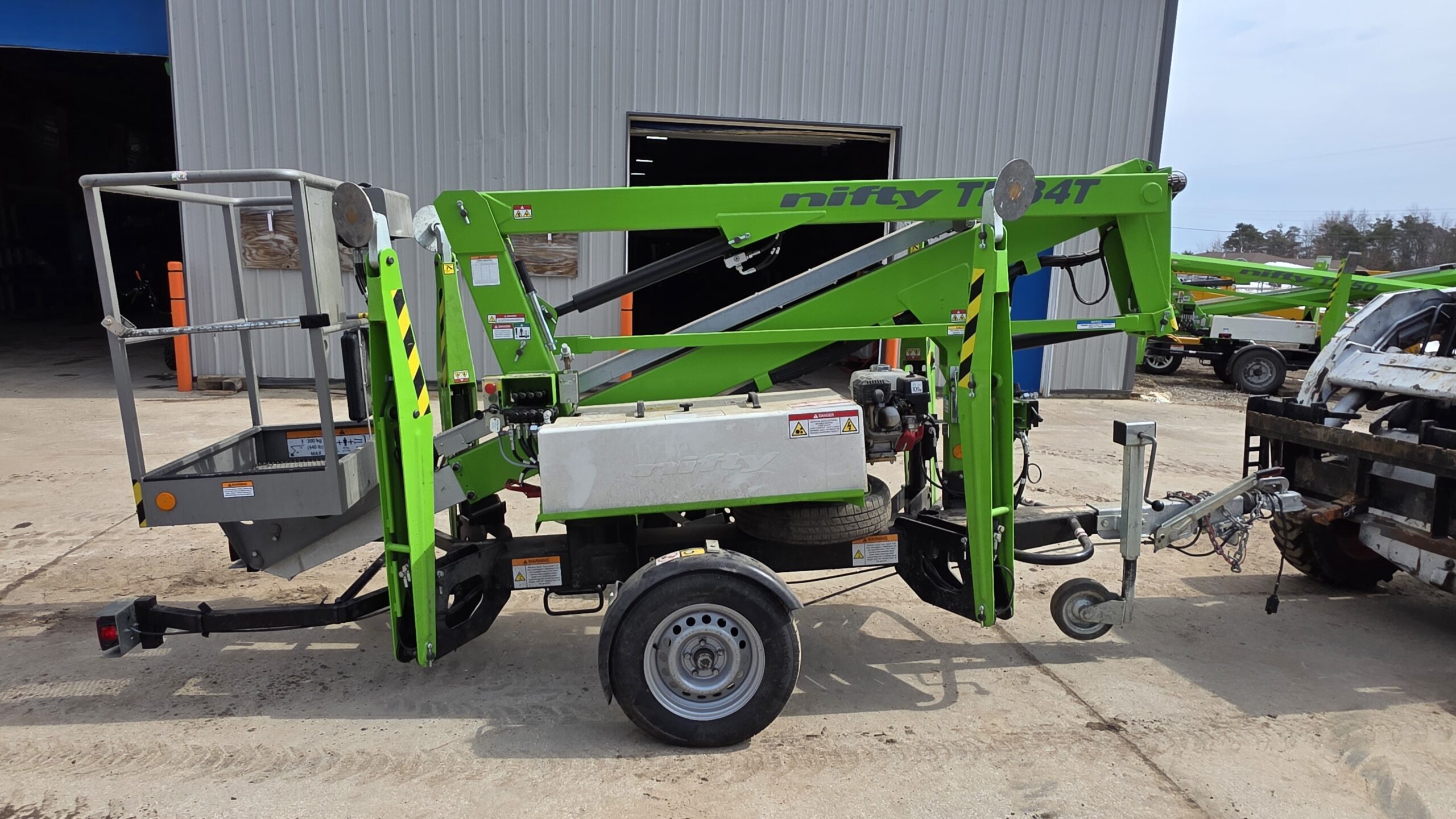 34' NiftyLift Towable