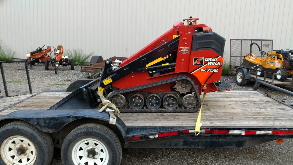 sk752 tracked dingo Universal Rent It All