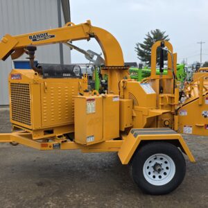 Bandit 9" wood chipper (model 90xp)